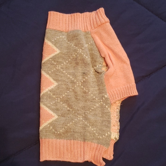 Pet Sweater - Picture 4 of 4